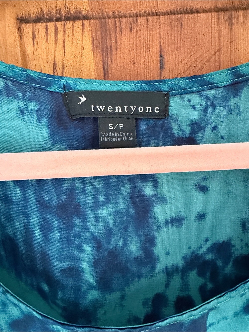 Forever 21 Teal and Navy Tie-Dye Cap Sleeve Blouse - Picture 2 of 2
